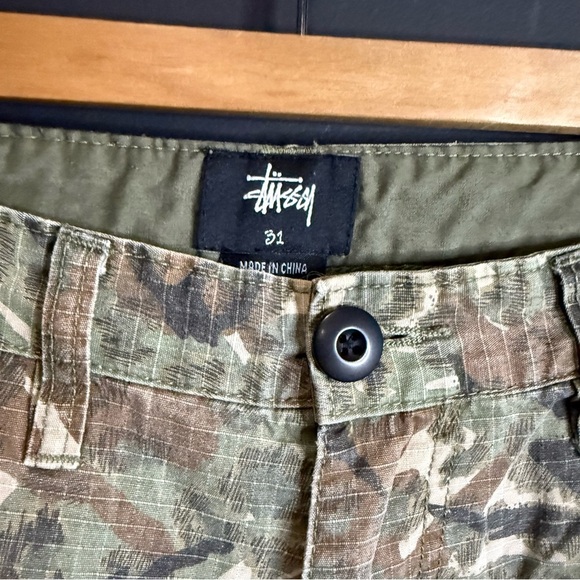 Stussy Green and Brown Cargo Shorts - Picture 3 of 11